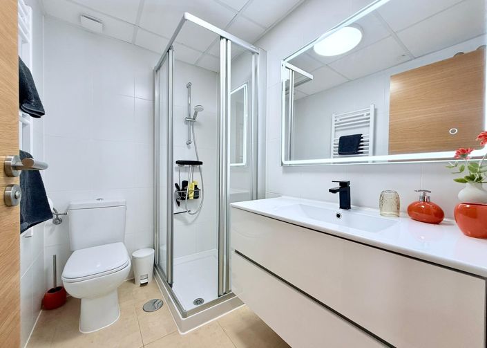 Image No.23-2 Bed Apartment for sale