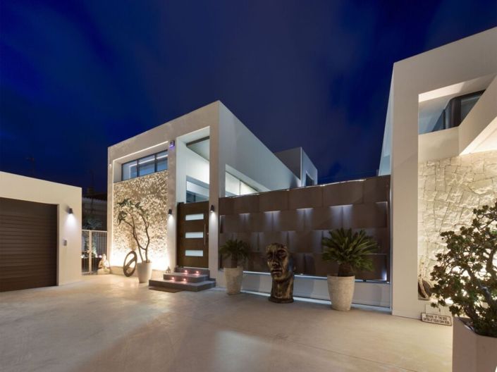 Image No.17-3 Bed Villa for sale