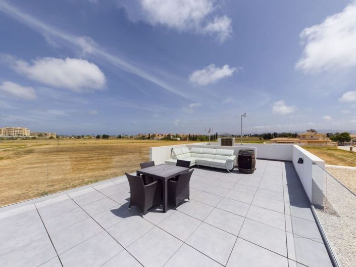 Image No.20-3 Bed Villa for sale