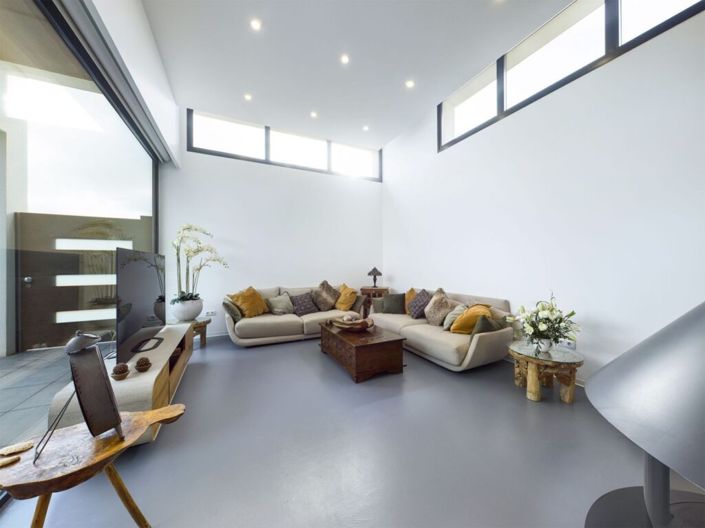 Image No.8-3 Bed Villa for sale