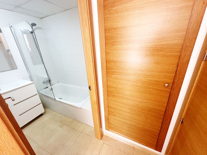 Image No.18-1 Bed Apartment for sale