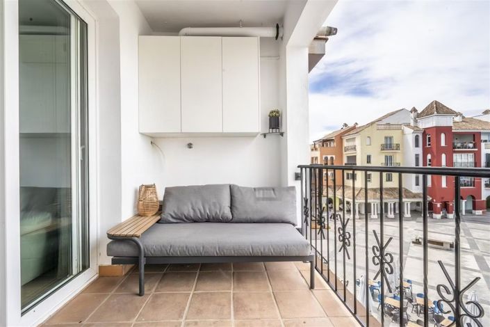 Image No.12-3 Bed Apartment for sale