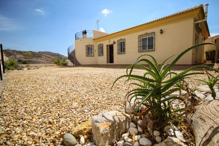 Image No.3-3 Bed Villa / Detached for sale