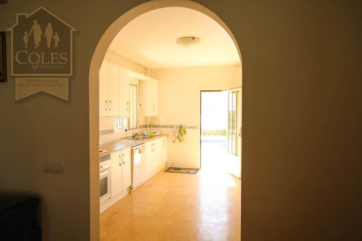 Image No.10-3 Bed Villa / Detached for sale