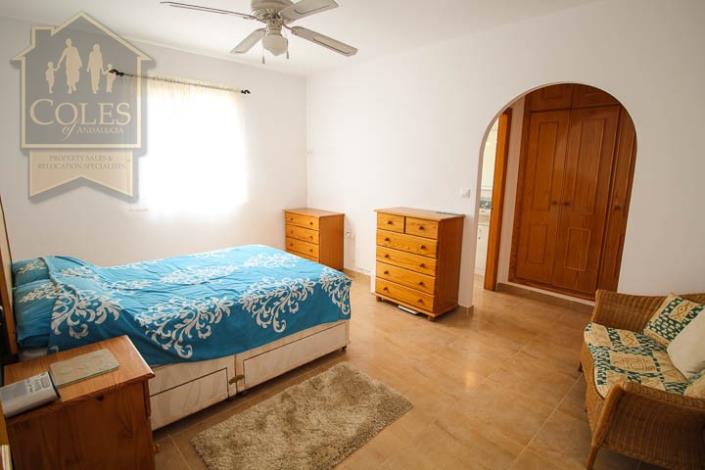 Image No.16-3 Bed Villa / Detached for sale