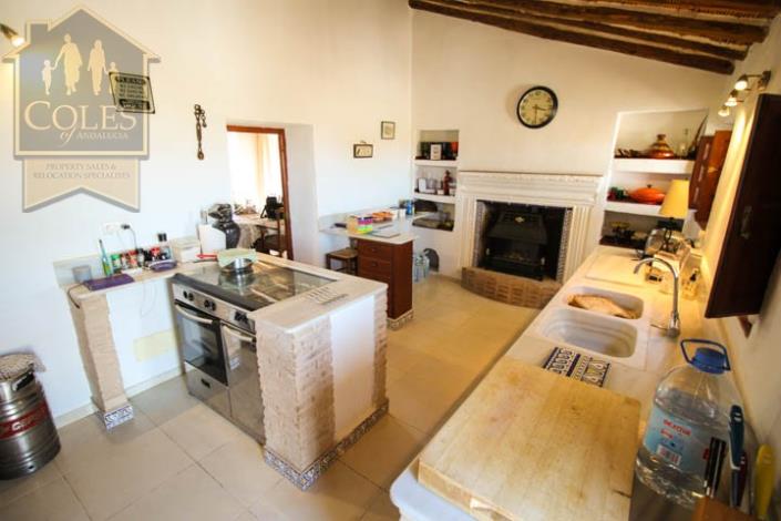 Image No.8-4 Bed Cortijo for sale