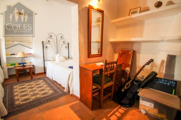 Image No.20-4 Bed Cortijo for sale