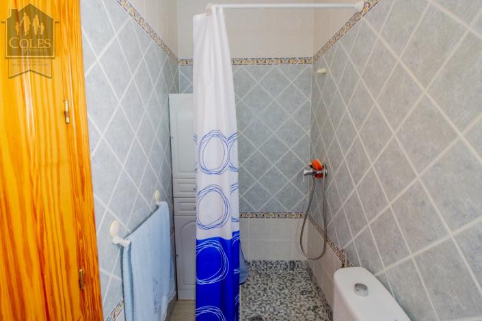 Image No.9-6 Bed Townhouse for sale