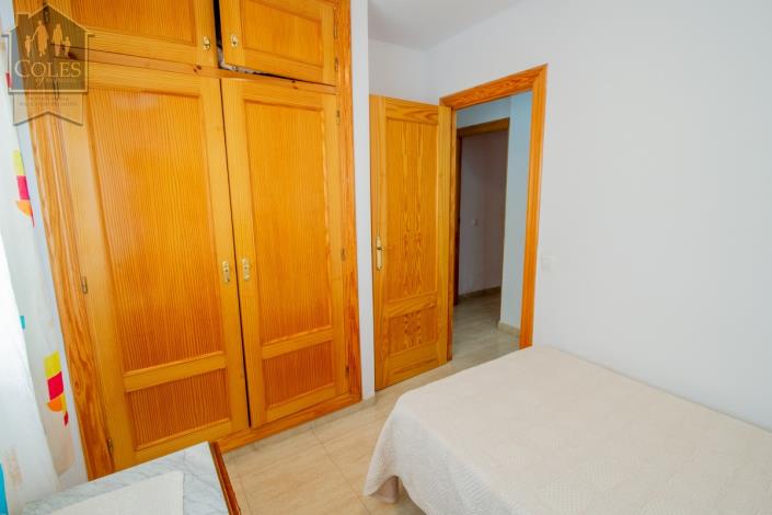 Image No.26-6 Bed Townhouse for sale