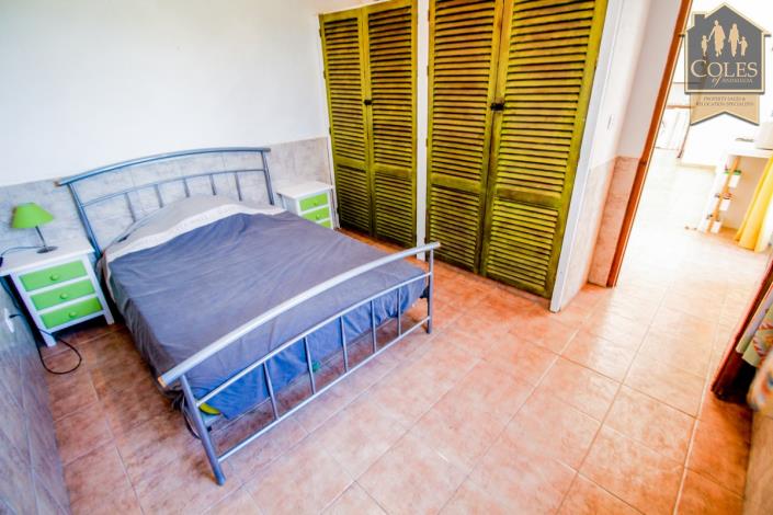 Image No.17-3 Bed Cortijo for sale