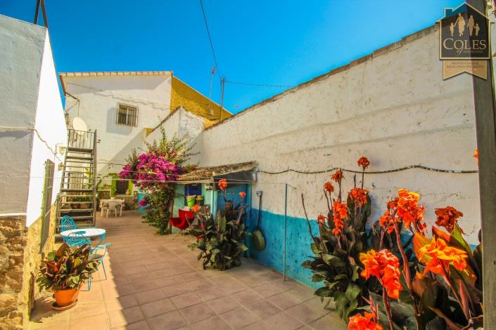 Image No.28-3 Bed Cortijo for sale