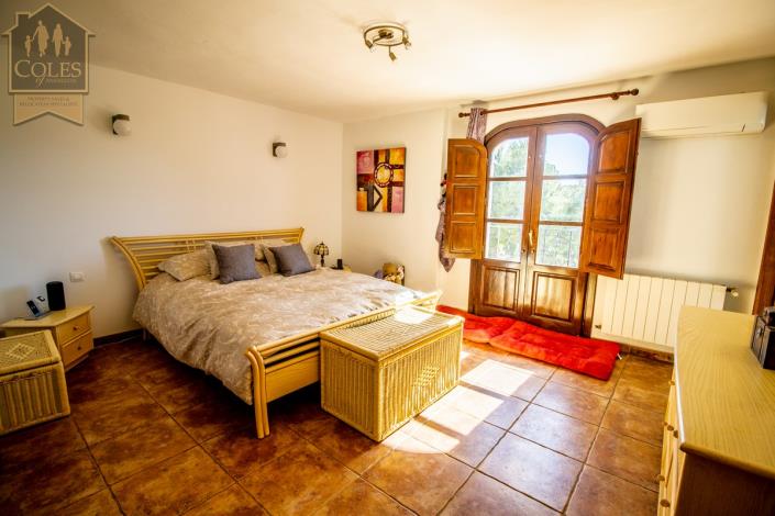 Image No.27-7 Bed Cortijo for sale