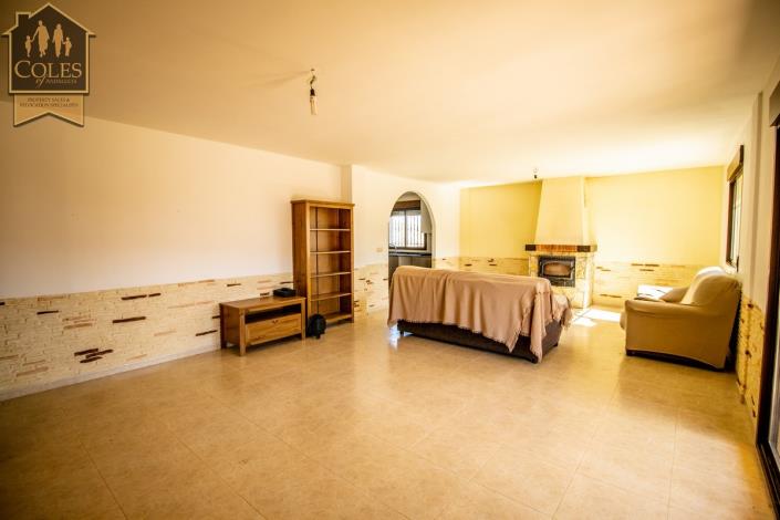 Image No.10-5 Bed Villa / Detached for sale