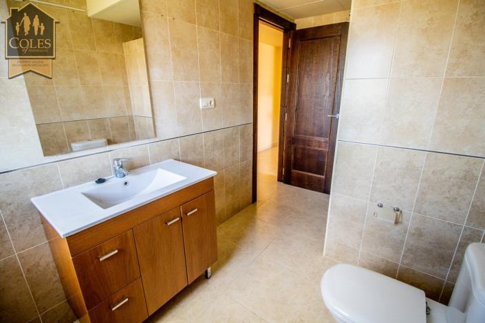 Image No.24-5 Bed Villa / Detached for sale