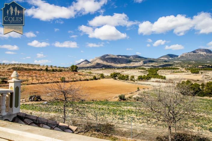 Image No.38-5 Bed Villa / Detached for sale