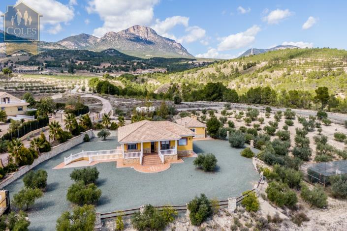 Image No.5-4 Bed Villa / Detached for sale