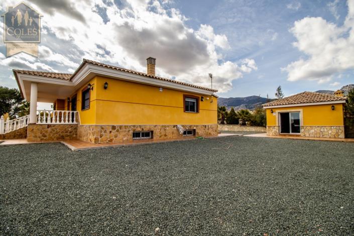 Image No.14-4 Bed Villa / Detached for sale