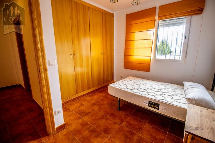 Image No.39-4 Bed Villa / Detached for sale