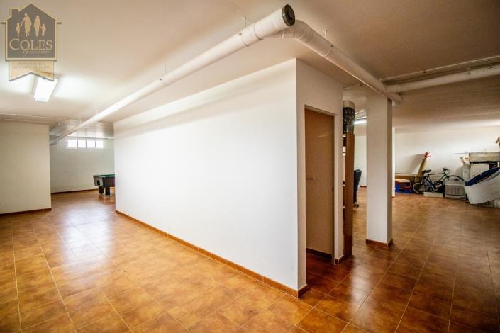 Image No.45-4 Bed Villa / Detached for sale