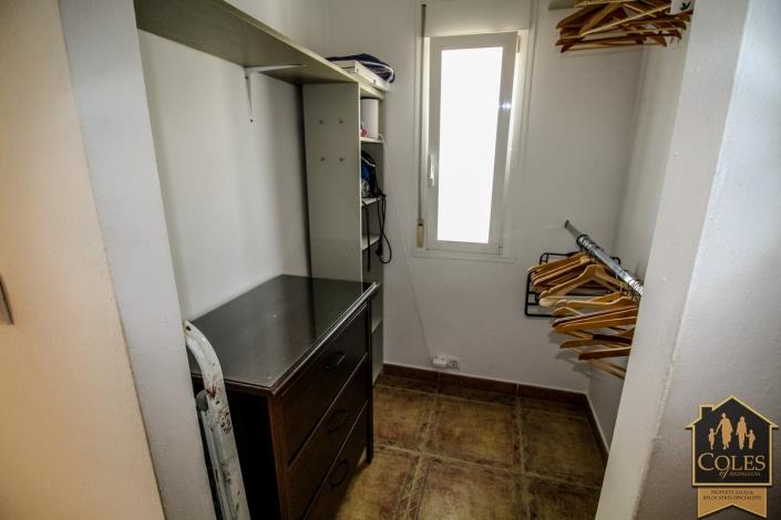 Image No.23-5 Bed Villa / Detached for sale