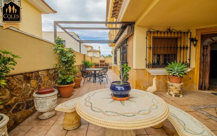 Image No.4-6 Bed Villa / Detached for sale