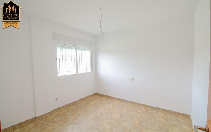 Image No.19-4 Bed Villa / Detached for sale