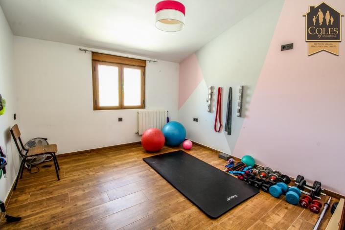 Image No.20-6 Bed Cortijo for sale