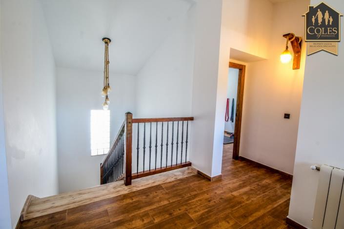 Image No.22-6 Bed Cortijo for sale