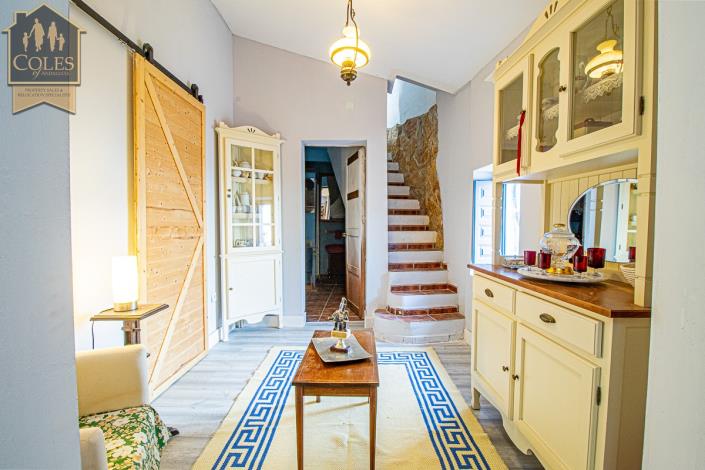 Image No.9-2 Bed Townhouse for sale