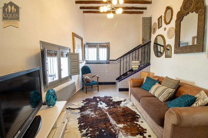 Image No.8-2 Bed Townhouse for sale