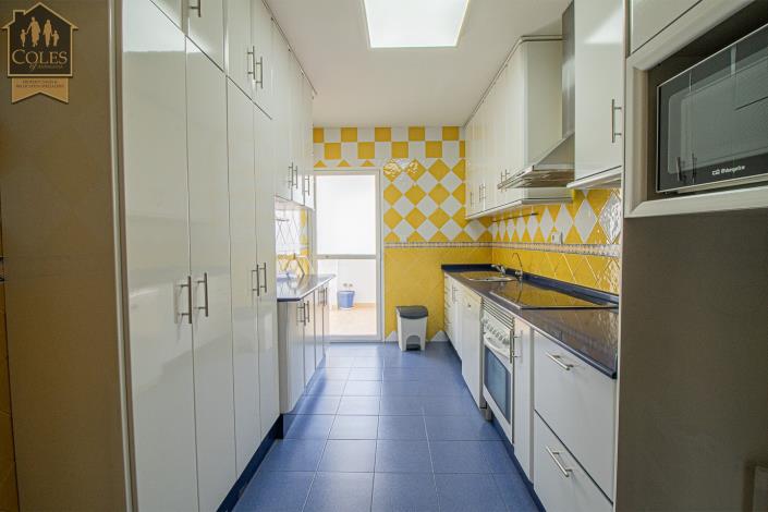 Image No.9-3 Bed Apartment for sale