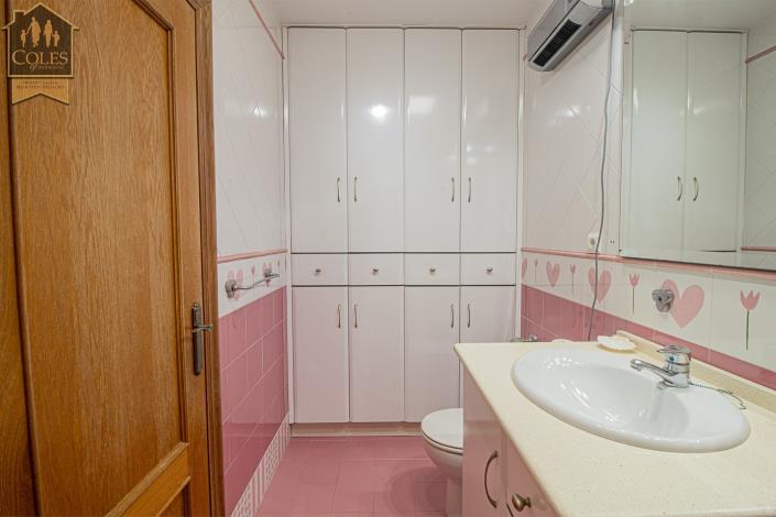 Image No.16-3 Bed Apartment for sale