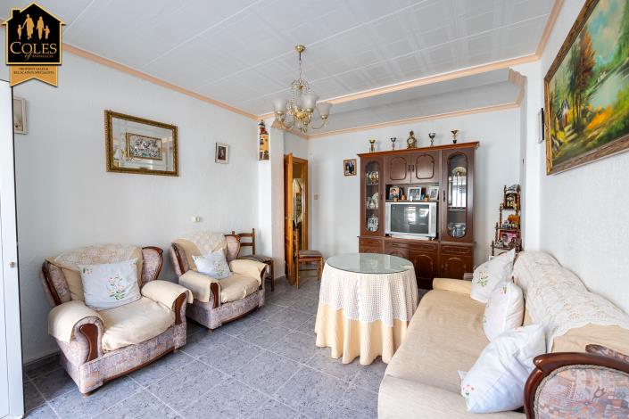 Image No.5-6 Bed Townhouse for sale