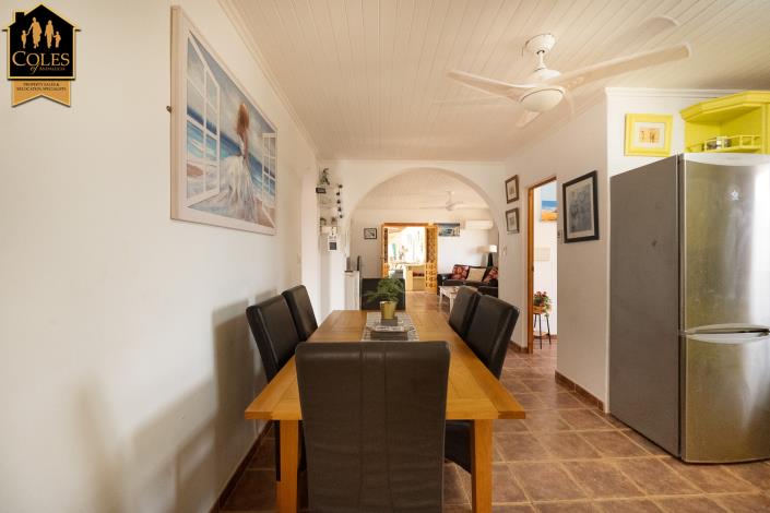 Image No.21-7 Bed Villa / Detached for sale