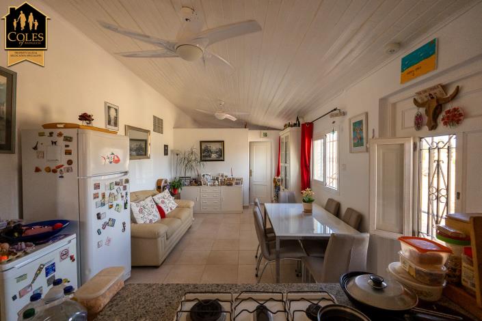 Image No.42-7 Bed Villa / Detached for sale