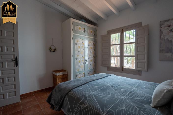 Image No.26-6 Bed Villa / Detached for sale