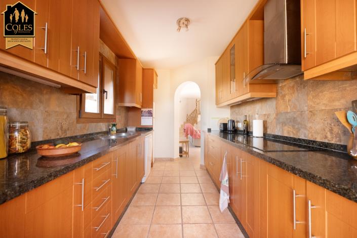 Image No.17-3 Bed Villa / Detached for sale