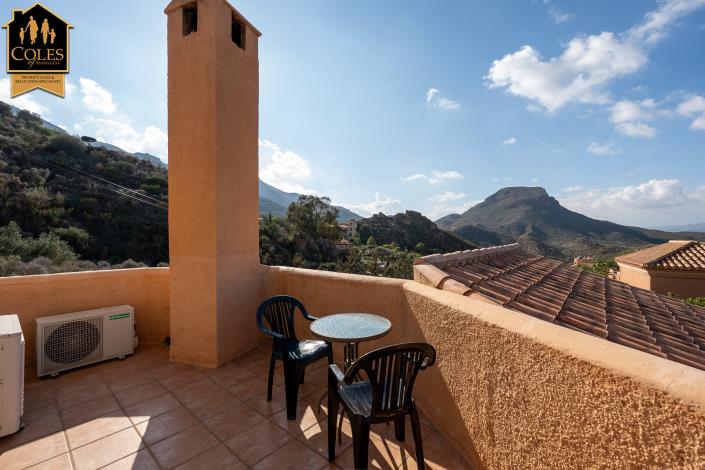 Image No.30-3 Bed Villa / Detached for sale