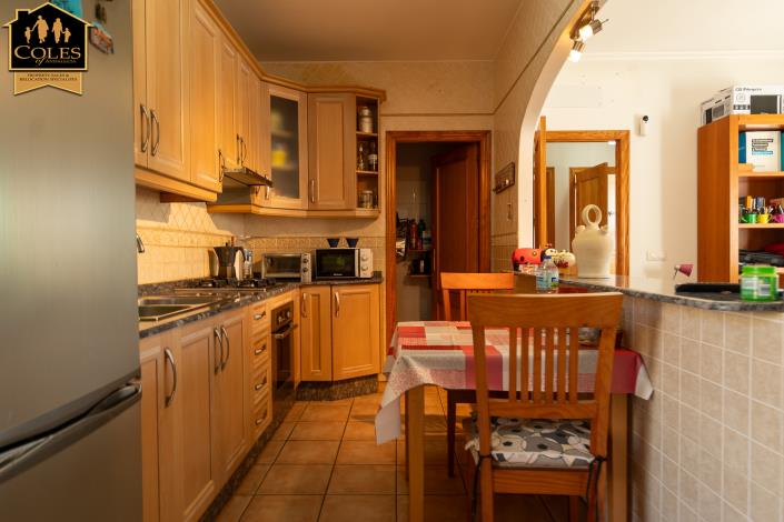 Image No.38-6 Bed Villa / Detached for sale