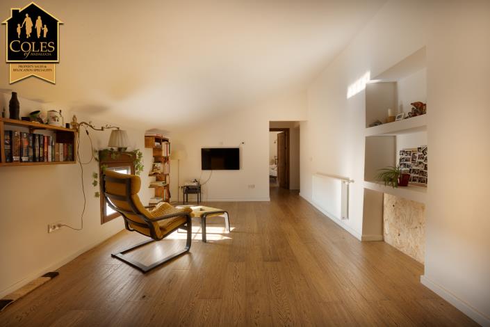 Image No.26-7 Bed Cortijo for sale