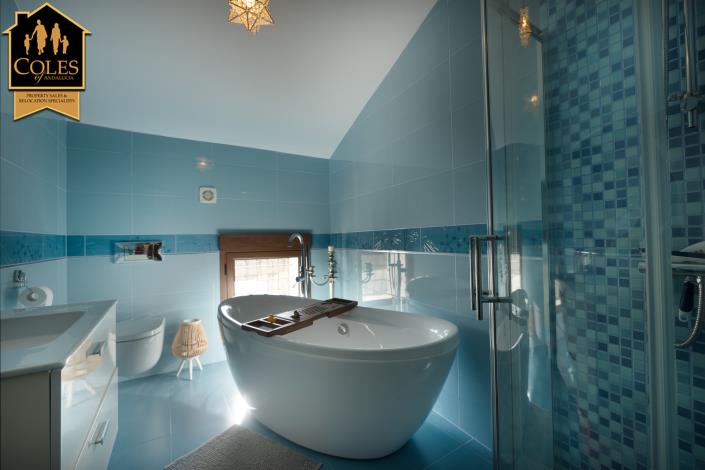 Image No.29-7 Bed Cortijo for sale