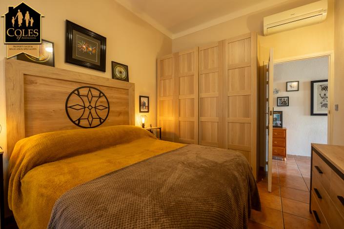 Image No.18-3 Bed Villa for sale