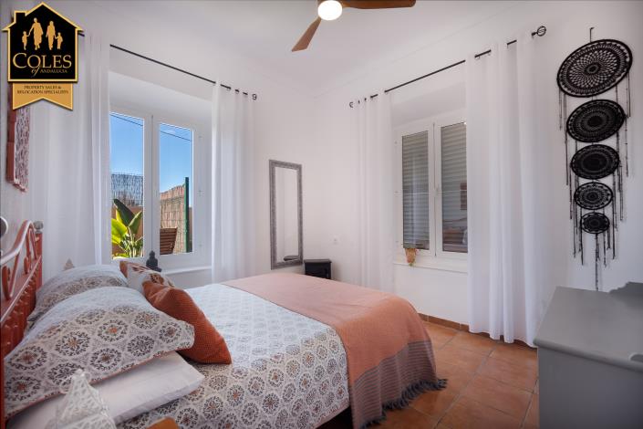 Image No.30-3 Bed Villa for sale