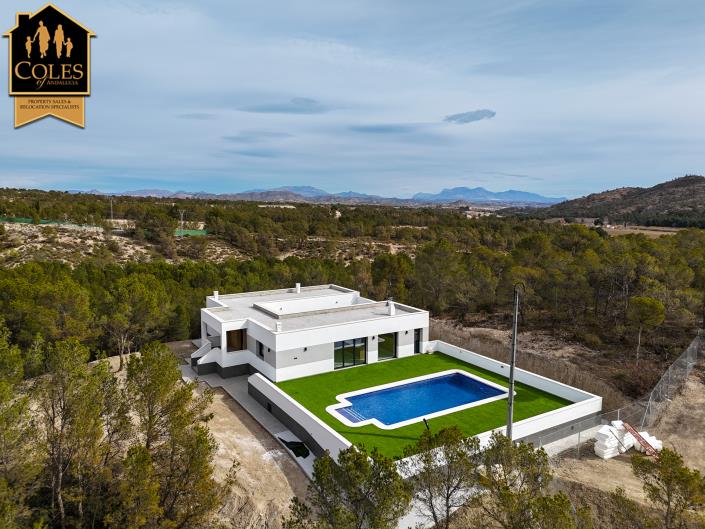 Image No.28-3 Bed Villa / Detached for sale