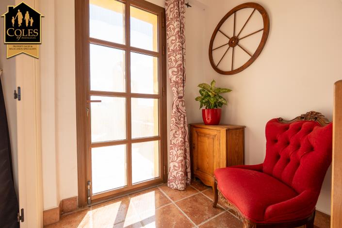 Image No.21-3 Bed Villa / Detached for sale