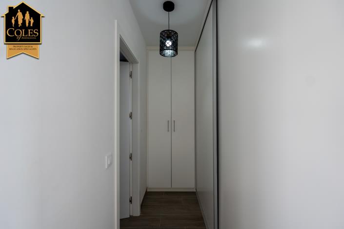 Image No.28-3 Bed Villa / Detached for sale