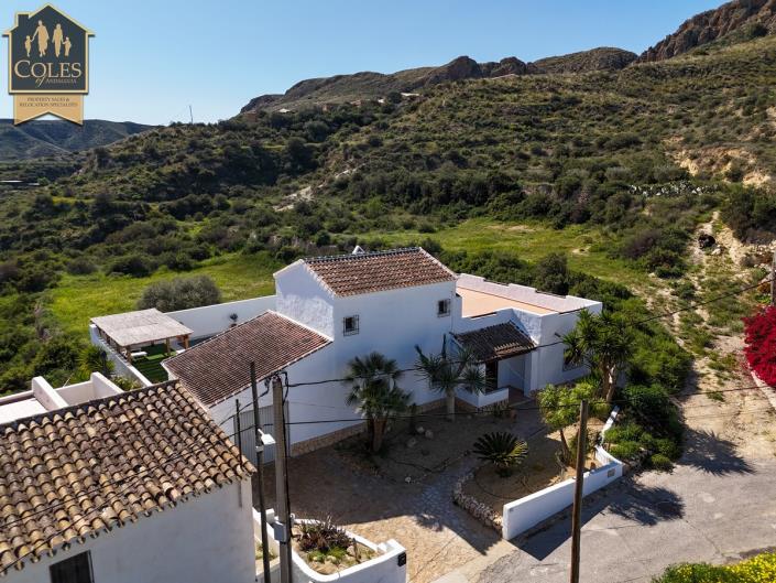 Image No.8-4 Bed Villa / Detached for sale