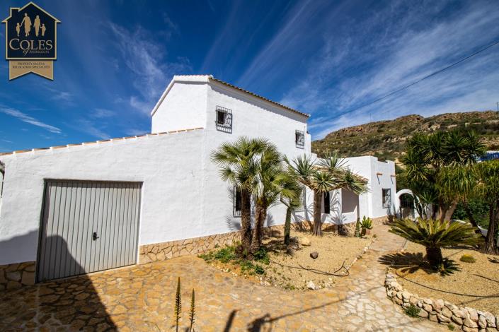 Image No.22-4 Bed Villa / Detached for sale