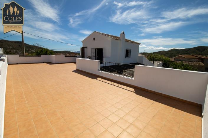 Image No.28-4 Bed Villa / Detached for sale