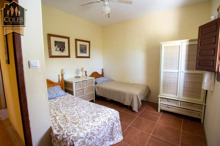 Image No.45-4 Bed Villa / Detached for sale